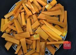 咸蛋黄南瓜的做法图解3