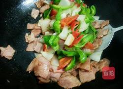 尖椒炒培根的做法图解7