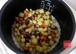 土豆腊肉焖饭的做法图解9