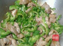 苦瓜烧肉的做法图解4