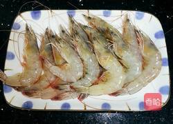 蒜香椒盐虾的做法图解1