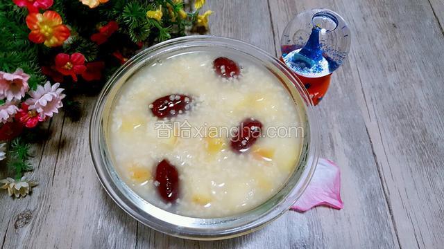 小米红枣苹果粥