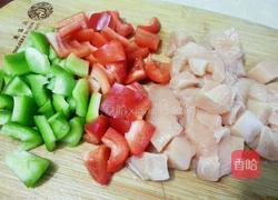 爆炒鸡胸肉的做法图解2