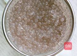 水果椰汁西米露的做法图解3