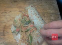 筋饼卷菜的做法图解13