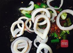 爆炒鱿鱼圈的做法图解2