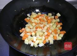土豆咖喱饭的做法图解2