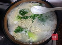 排骨汤面的做法图解8