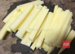 油炸土豆条的做法图解3
