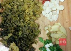 酸菜鱼头的做法图解3