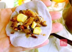 猪肉香菇玉米饺子的做法图解10