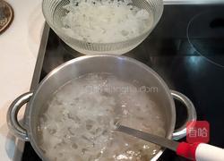 凉拌银耳的做法图解3