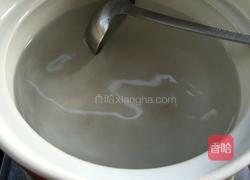 皮蛋火腿粥的做法图解3
