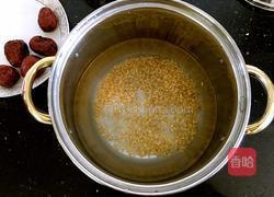 燕麦红枣粥的做法图解2