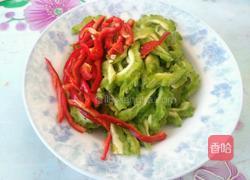 苦瓜炒瘦肉的做法图解4