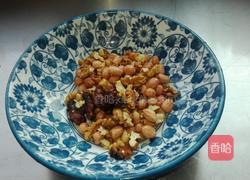 核桃花生豆浆的做法图解3