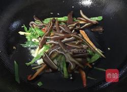 辣椒炒猪耳朵的做法图解5