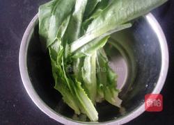 青菜丸子汤的做法图解2