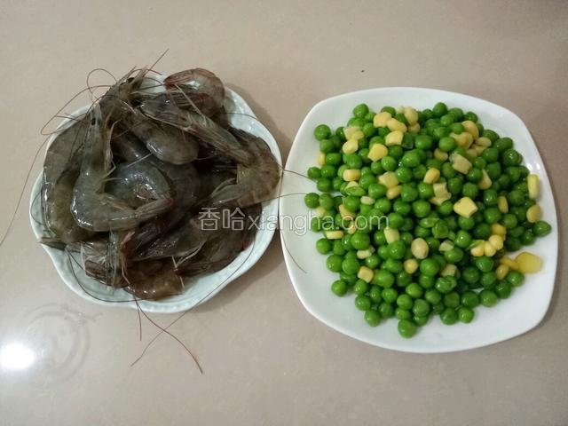 将食材准备好。