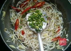 酸辣绿豆芽的做法图解6