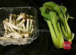 蔬菇乌冬面的做法图解2