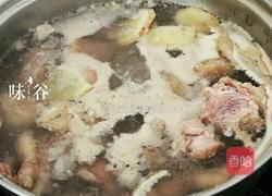 鸡脚花生汤的做法图解4