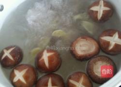 香菇冬瓜排骨汤的做法图解7