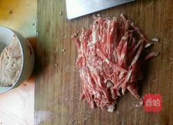 鱼肉猪肉丸子的做法图解2