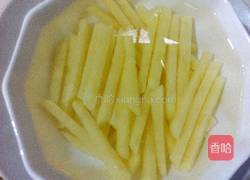 土豆炒豆角的做法图解2