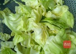 干煸包菜的做法图解1