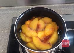 冰糖黄桃的做法图解4