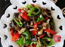 青红椒炒鲜蘑的做法图解5