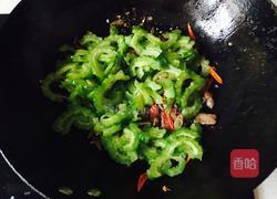 苦瓜炒牛肉的做法图解8