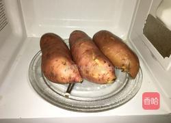 微波炉烤地瓜的做法图解2