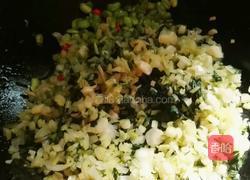 抱腌菜炒毛豆的做法图解6