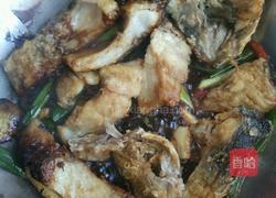 鱼炖豆腐的做法图解4