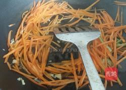 青椒胡萝卜炒肉丝的做法图解6