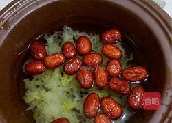 银耳红枣糖水的做法图解2