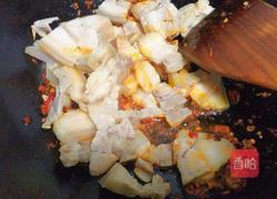 洋葱炒回锅肉的做法图解5