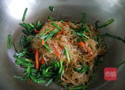 韭菜炒粉丝的做法图解6
