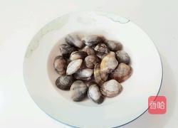 花甲香菇汤的做法图解1