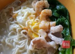 海虾干瑶柱瘦肉面条汤的做法图解6