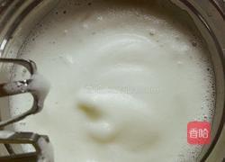 彩虹蛋糕的做法图解3