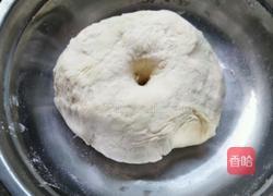 韭菜鸡蛋豆腐包子的做法图解1