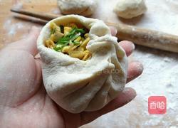 韭菜鸡蛋豆腐包子的做法图解8