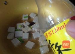香肠炒豆腐的做法图解5
