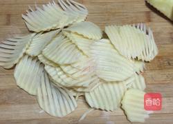 油炸土豆片的做法图解2