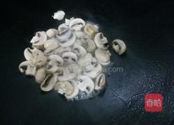 炒蘑菇的做法图解5