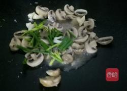 炒蘑菇的做法图解6