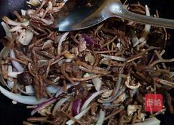 炒茶树菇的做法图解7